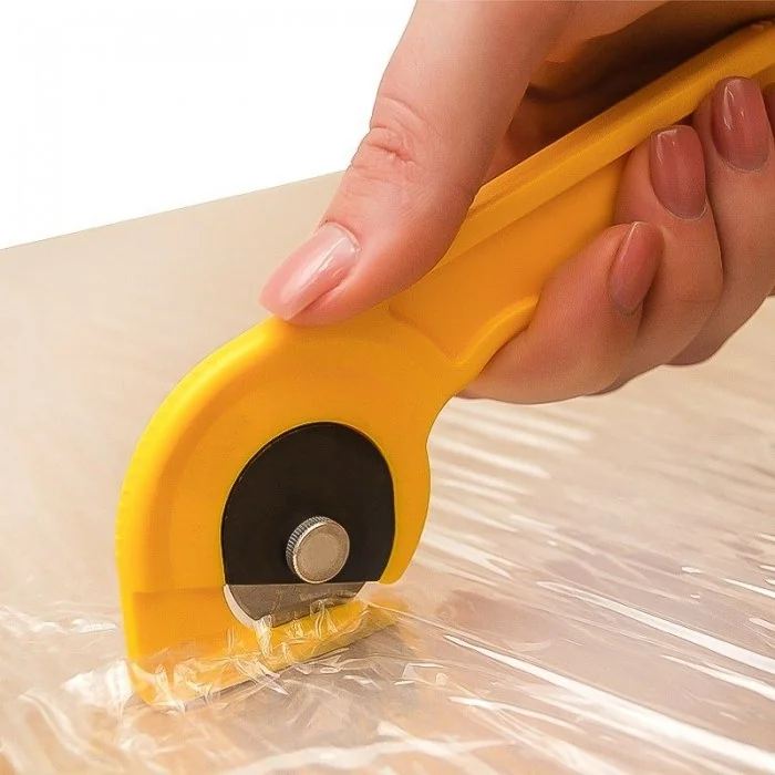 Cutter Multifunctional Utilizare Medie, Lama Metal, Culoare Galben, Suport Plastic-Accesorii Depozit