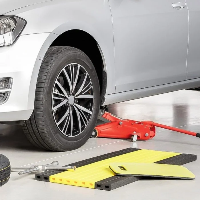 Placi Din Spuma Pentru Reparatii Auto Lungime 900 mm, Latime 420 mm, Grosime 30 mm, Culoare Negru / Galben, Buc / Pachet 13-S...