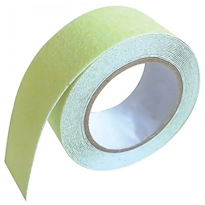 Banda Adeziva Antialunecare Lungime 18.3 m, Latime 50 mm, Culoare Alb, Buc / Pachet 10-Benzi Adezive Antialunecare