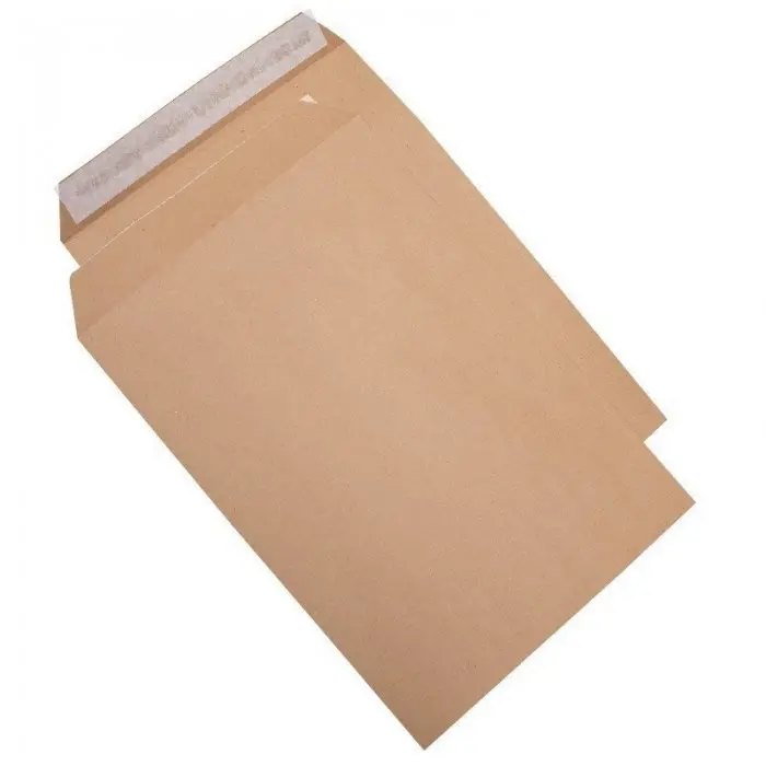 Ablak nélküli, szilikonragasztós boríték, 162 x 229 mm-es méret, barna szín, C5-ös típus, csomagolás: 500 db/doboz
