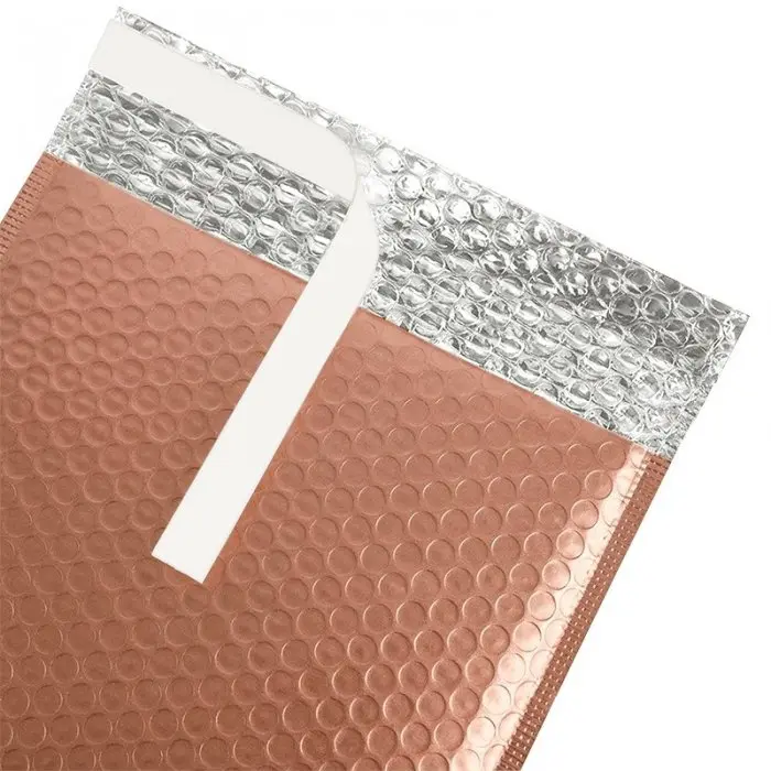 Poly Bubble hőszigetelő polietilén buborékos boríték, méret: 170 x 225 mm, 50 mm-es zárófül, Rose Gold szín