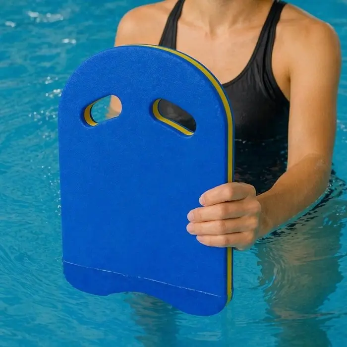 Úszódeszka habszivacsból, hosszúság 430 mm, szélesség 280 mm, vastagság 35 mm, sárga / kék szín