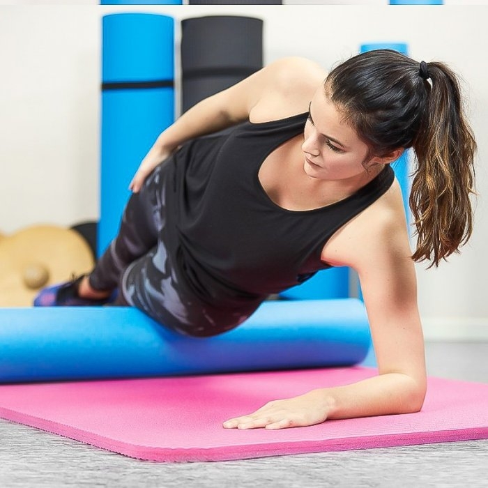 Rola De Spuma Pentru Pilates Lungime 900 mm, Diametru 150 mm, Culoare Albastru-Sport Si Agrement