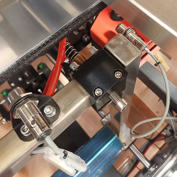 Masina Automata De Format Cutii Speed Former 50 SB Dimensiuni Banda 50-75 mm, Dimensiune Min Cutie (mm) 250(L) x 150(l) x 150...