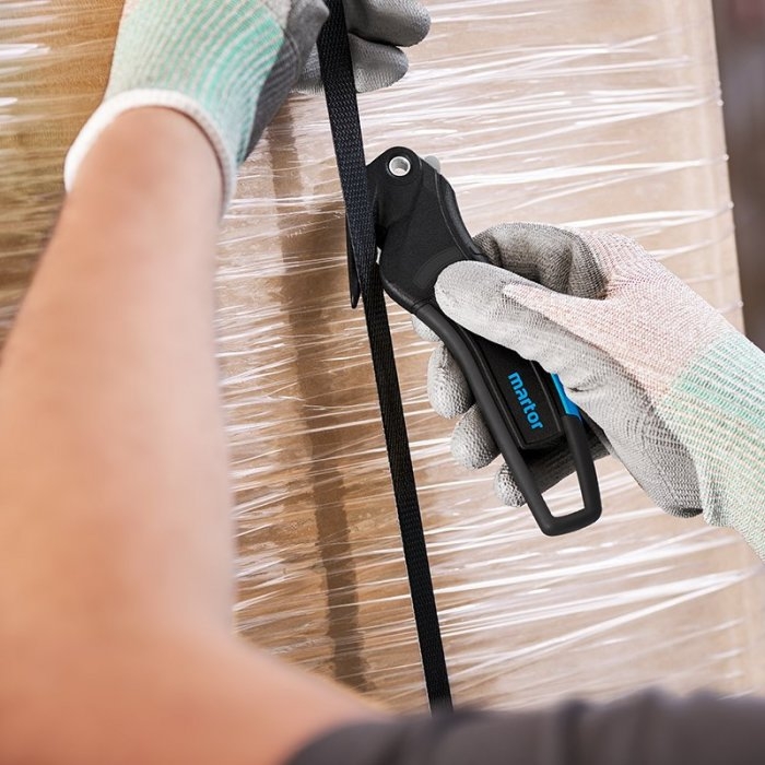 Cutter De Siguranta SECUMAX 320 MARTOR Lungime 158 mm, Latime 56 mm, Grosime 13 mm, Lama Metal, Culoare Negru, Suport Plastic...